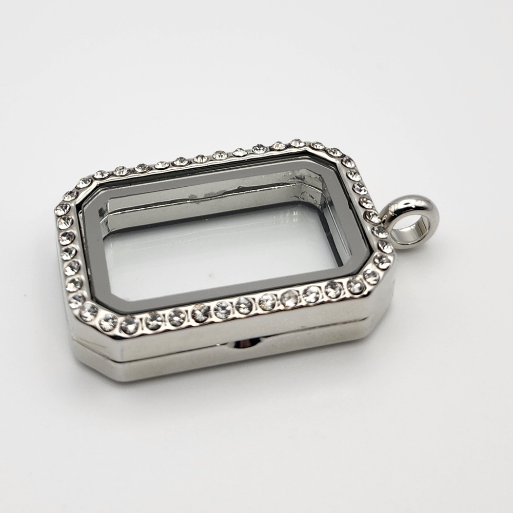 Fillable Glass Locket Silvertone & Rhinestone - Picture 2 of 6